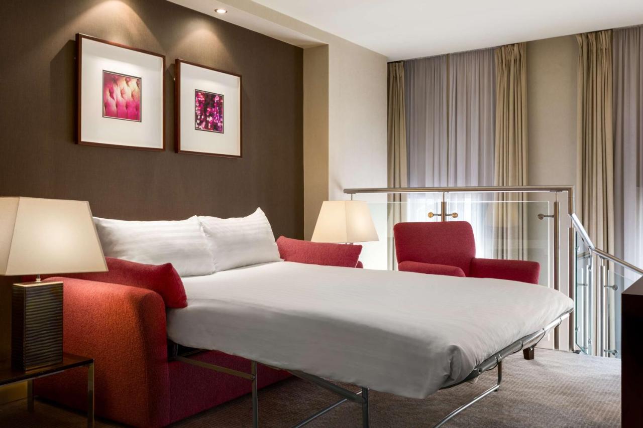 Nh London Kensington Hotel Exterior photo