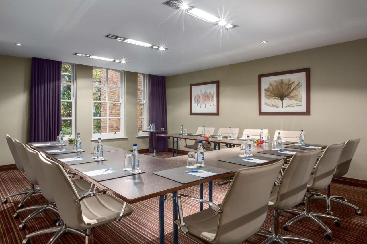 Nh London Kensington Hotel Exterior photo
